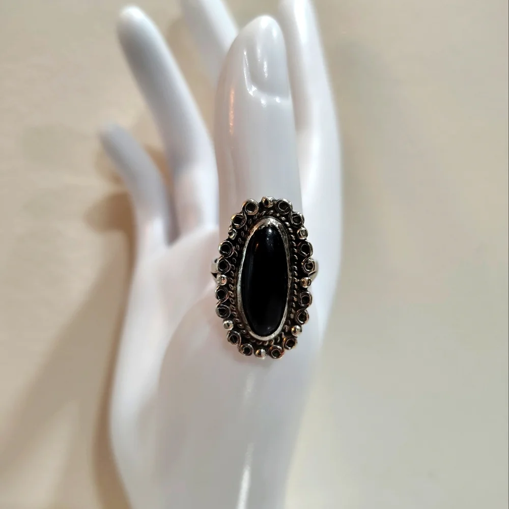 Sterling Silver‎ 925 Mexico Black Onyx Statement Ring Boho Gothic 7.5 Vintage